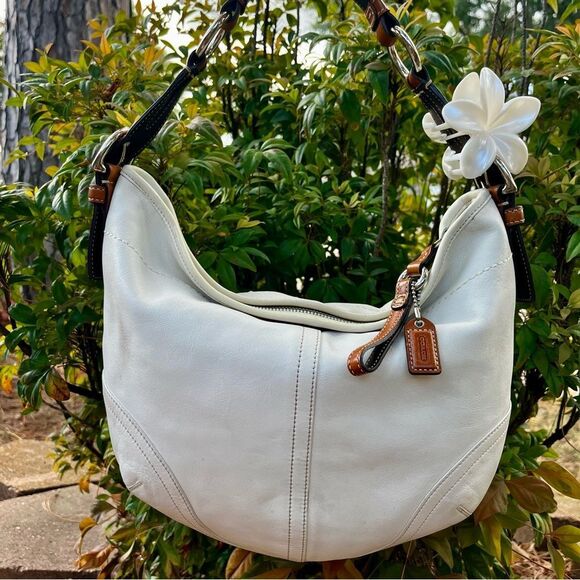COACH Hampton Y2K Hobo Baguette SoHo Shoulder Bag 3651 Ivory British Tan - Picture 1 of 11